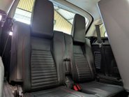 Land Rover Discovery Sport 2.0 Discovery Sport R-Dynamic HSE Auto 4WD 5dr 73