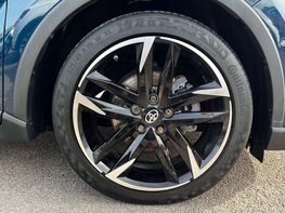 Toyota C-HR 1.8 C-HR GR Sport HEV CVT 5dr 15