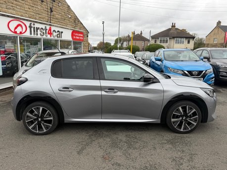 Peugeot 208 PURETECH GT S/S 8