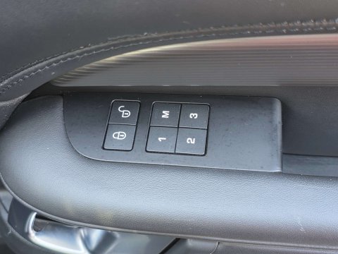 Land Rover Discovery 3.0 Discovery Luxury HSE SD6 Auto 4WD 5dr 55
