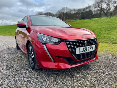 Peugeot 208 PURETECH ALLURE S/S 10