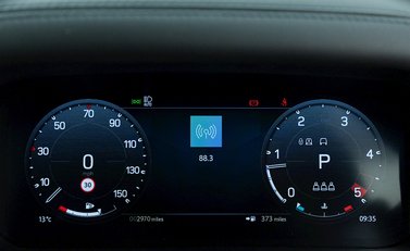 Land Rover Defender 90 X D300 15