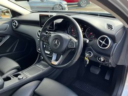 Mercedes-Benz A Class 1.5 A 180 D SE Executive Auto 5dr 17
