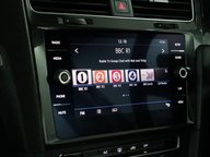 Volkswagen Golf S TSI 30