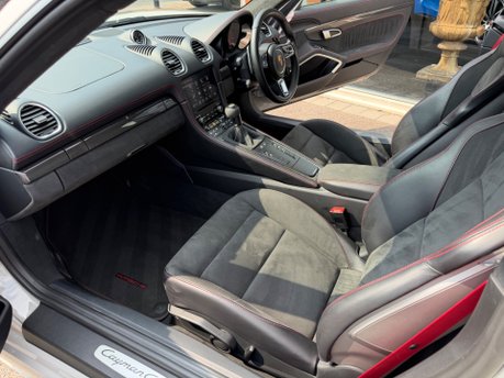 Porsche 718 4.0 GTS Coupe 2dr Petrol PDK Euro 6 (s/s) (400 ps) 37