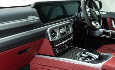 Mercedes-Benz G Class AMG G63 Magno Edition 19
