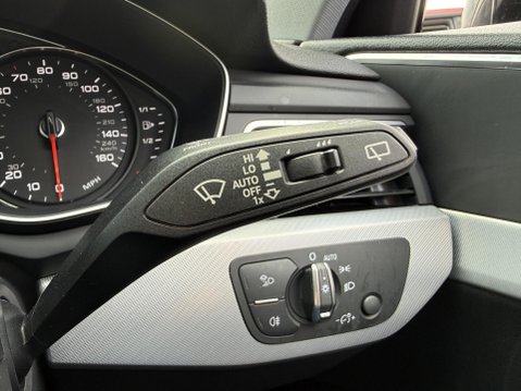 Audi A4 2.0 TDI 35 Sport Estate 5dr Diesel S Tronic Euro 6 (s/s) (150 ps) 33