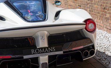 Ferrari LaFerrari Aperta 24