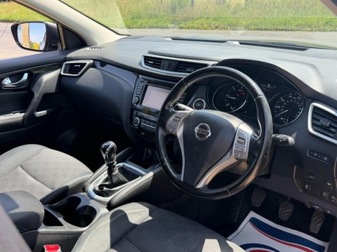Nissan Qashqai 1.5 dCi N-Connecta SUV 5dr Diesel Manual 2WD Euro 6 (s/s) (110 ps) 1 OWNER 10