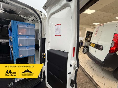 Fiat Doblo 1.2 Doblo 16v MultiJet II 27