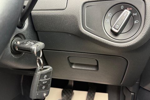 Volkswagen Golf MATCH EDITION TSI EVO - CAMERA - APPLE CAR PLAY -HEATED WINDSCREEN  50