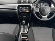 Suzuki Vitara SZ-T MHEV 3