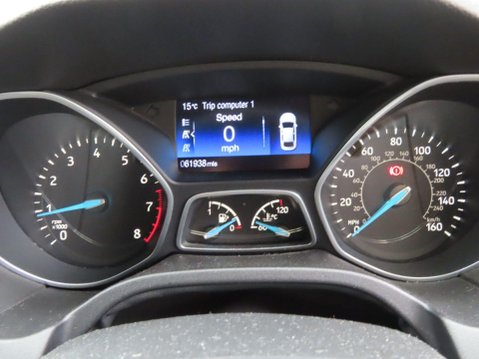 Ford Focus 1.0T EcoBoost ST-Line Euro 6 (s/s) 5dr 11