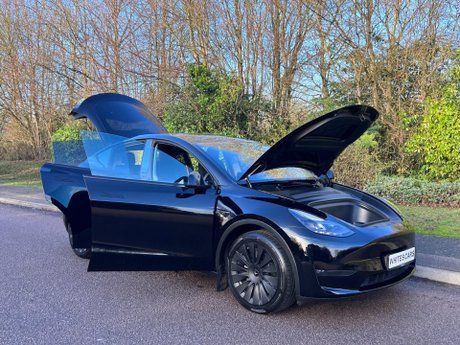 Tesla Model Y (Dual Motor) Long Range Auto 4WDE 5dr 42