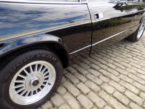 Reliant Scimitar GTE SE6a 36
