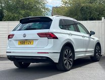 Volkswagen Tiguan 2.0 TDI R-Line SUV 5dr Diesel DSG Euro 6 (s/s) (150 ps) 5