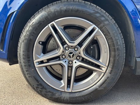 Mercedes-Benz GLE 2.0 GLE300d AMG Line (Premium Plus) SUV Diesel G-Tronic 4MATIC Euro 6 245ps 7