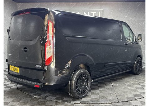 Ford Transit Custom 2.0 300 EcoBlue Limited Panel Van 5dr Diesel Manual L2 H1 Euro 6 (s/s) (130 7