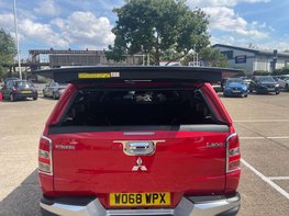 Mitsubishi L200 2.4 L200 Barbarian DI-D Auto 4WD 50