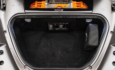 Ferrari SF90 Stradale 19