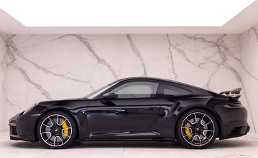Porsche 911 Turbo S (992) 2