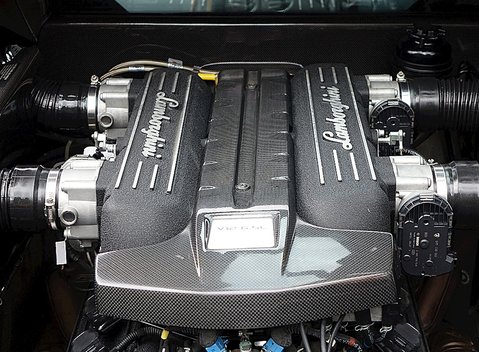 Lamborghini Murcielago LP 670-4 SV 18