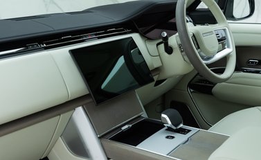 Land Rover Range Rover P460e Autobiography LWB 20