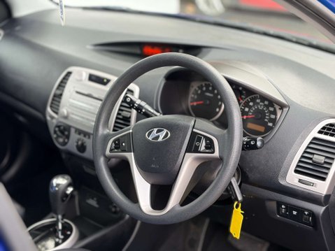 Hyundai i20 1.4 i20 Comfort Auto 5dr 12