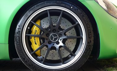 Mercedes-Benz AMG GT R GT R 17