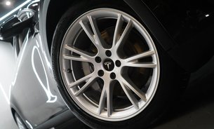 Tesla Model Y LONG RANGE AWD Solid Black One Owner Premium Sound Pano Roof VAT Q 5