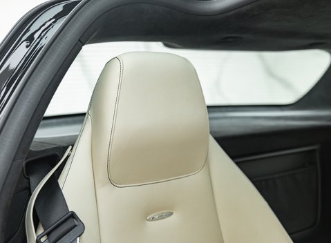 Mercedes-Benz SLS AMG 16