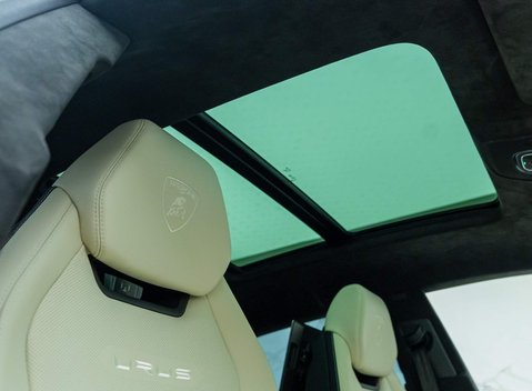 Lamborghini Urus S 10