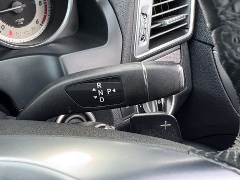 Mercedes-Benz E Class 2.1 E250 CDI AMG Sport G-Tronic+ Euro 5 (s/s) 2dr 33