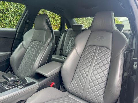 Audi S4 3.0 TFSI V6 Saloon 4dr Petrol Auto Tiptronic quattro Euro 6 (354 ps) 8