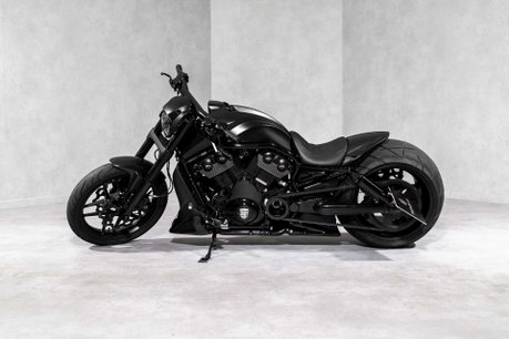 Harley-Davidson V-Rod VRSCDX NIGHT ROD SP 1250 14. BESPOKE ONE-OFF EXAMPLE. 400 SECTION REAR. 8