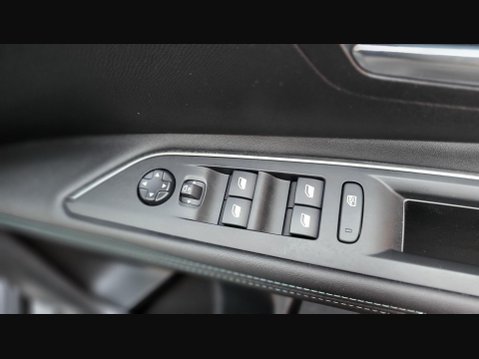 Peugeot 3008 PURETECH S/S ALLURE 33