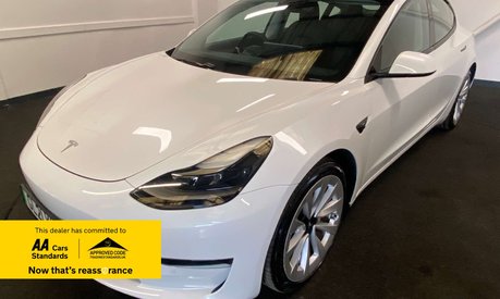 Tesla Model 3 Model 3 Long Range AWD 4WD 4dr