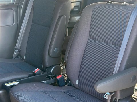 Toyota Noah Hybird 7 Seaters 17