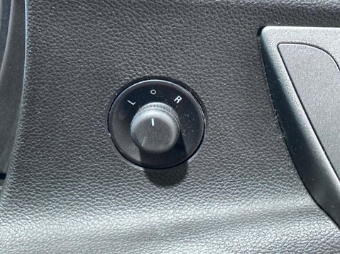 Vauxhall Astra 1.6 16v Exclusiv Auto Euro 5 5dr 21