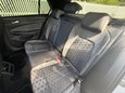 Volkswagen Golf R-LINE ETSI DSG 33