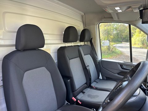 Volkswagen Crafter 2.0 TDI CR35 Startline Flat Frame Chassis Cab 2dr Diesel Manual FWD LWB Eur 11