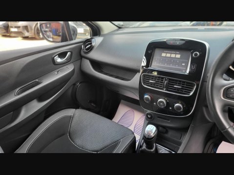 Renault Clio DYNAMIQUE NAV 12