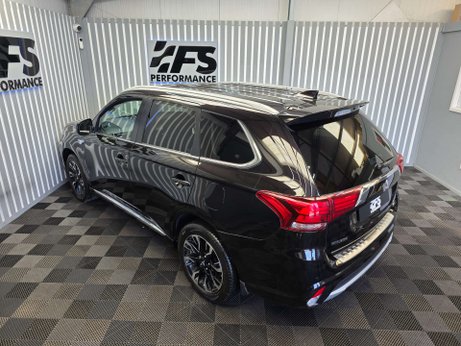 Mitsubishi Outlander 2.0h 12kWh GX4h SUV 5dr Petrol Plug-in Hybrid CVT 4WD Euro 6 (s/s) (200 ps) 11
