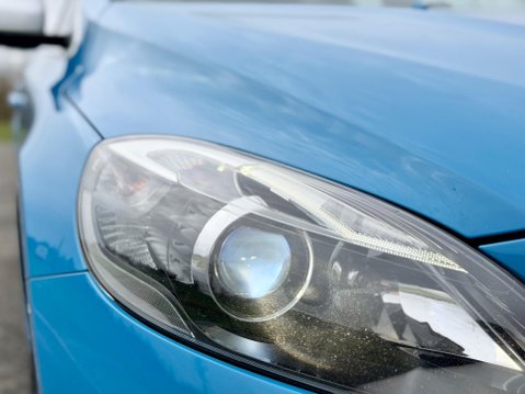 Volvo V40 2.0 D4 R-Design Euro 6 (s/s) 5dr 18