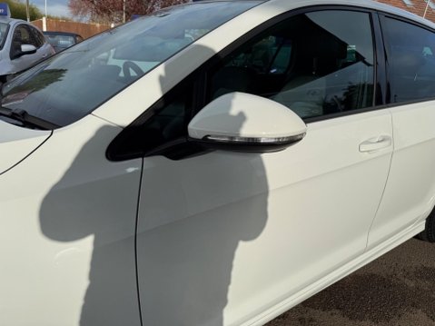 Volkswagen Golf 1.4 TSI BlueMotion Tech ACT R-Line Euro 6 (s/s) 5dr 32