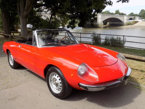 Alfa Romeo Spider 2000 Spider Veloce - LHD 83