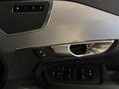 Volvo XC90 D5 POWERPULSE MOMENTUM AWD 27