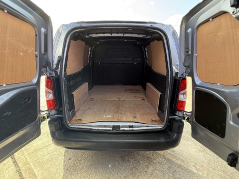 Peugeot e-Partner 750 50kWh Professional Premium Long Panel Van 6dr Electric Auto LWB (136 ps 20