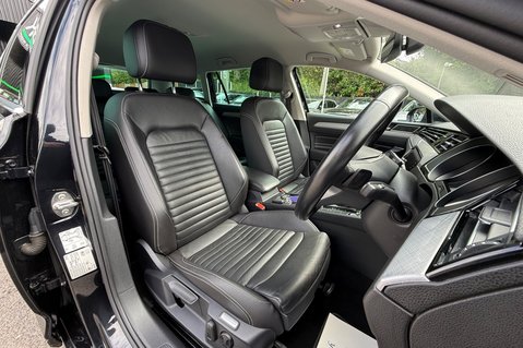 Volkswagen Passat SEL TSI EVO DSG - ONE OWNER - VAT QUALIFYING  14
