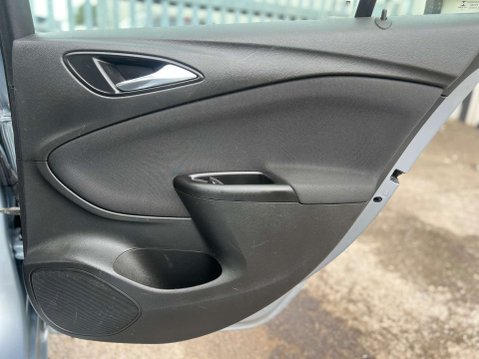 Vauxhall Astra 1.4 Astra SRI 5dr 51